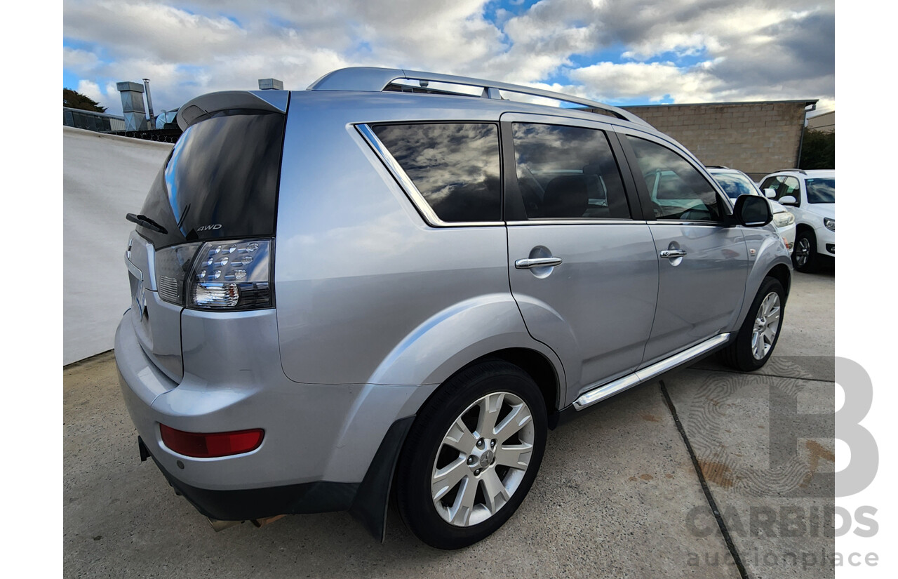 11/2008 Mitsubishi Outlander XLS LUXURY (7 SEAT) 4x4 ZG MY09 4D Wagon Silver 2.4L