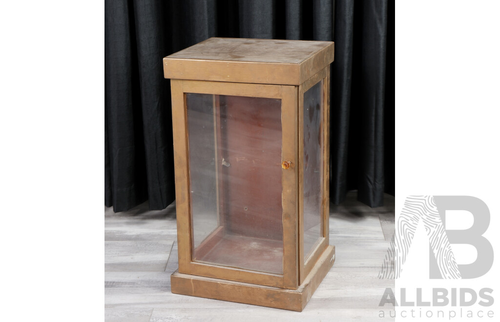 Timber Frame Bench Top Display Case