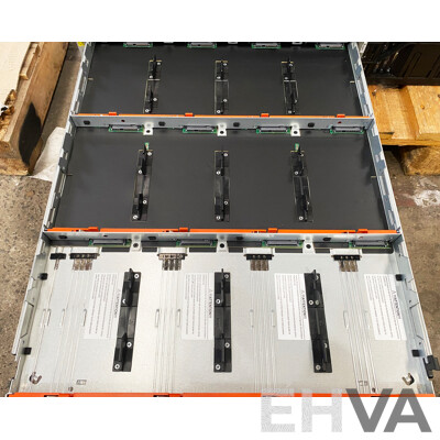 NetApp (NAJ-1503) E2800 Series 60-Bay 4RU Hybrid-Flash Storage System W/ 120TB of Storage