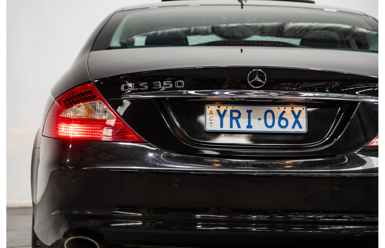 5/2007 Mercedes Benz CLS 350 219 4d Coupe Obsidian Black V6 3.5L