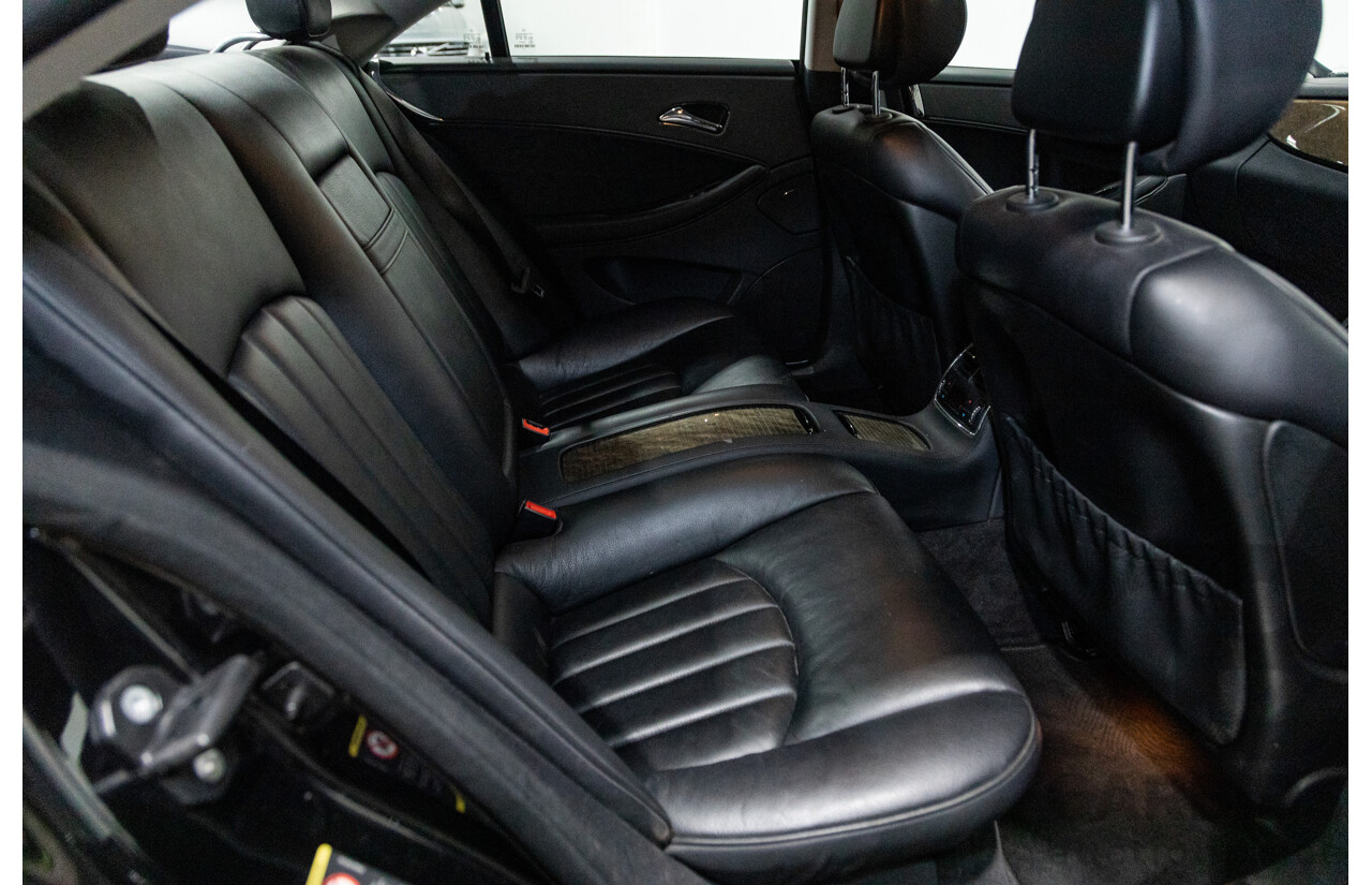 5/2007 Mercedes Benz CLS 350 219 4d Coupe Obsidian Black V6 3.5L