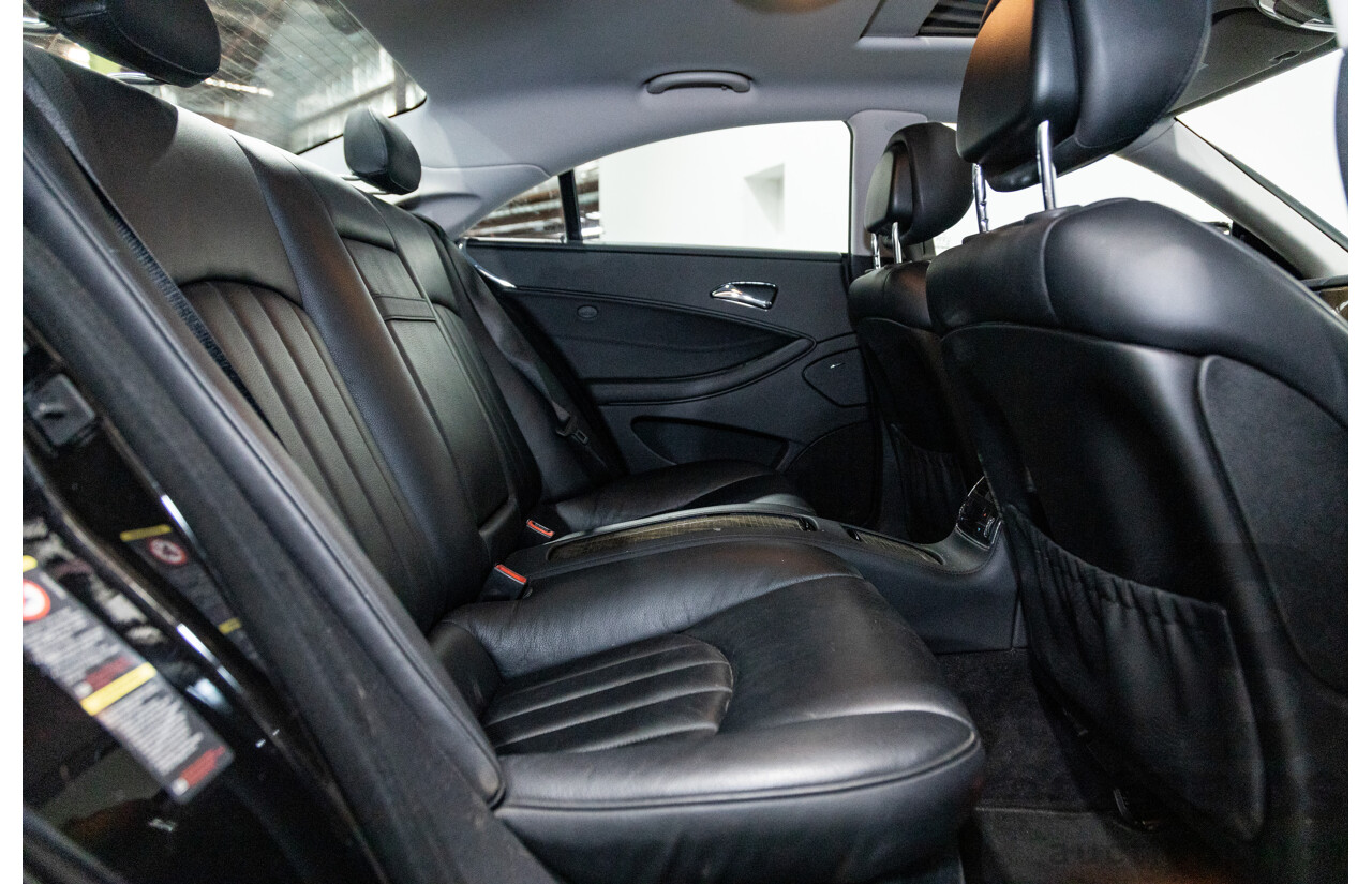 5/2007 Mercedes Benz CLS 350 219 4d Coupe Obsidian Black V6 3.5L