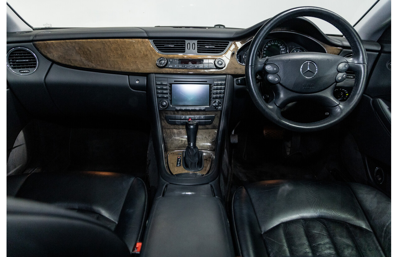 5/2007 Mercedes Benz CLS 350 219 4d Coupe Obsidian Black V6 3.5L