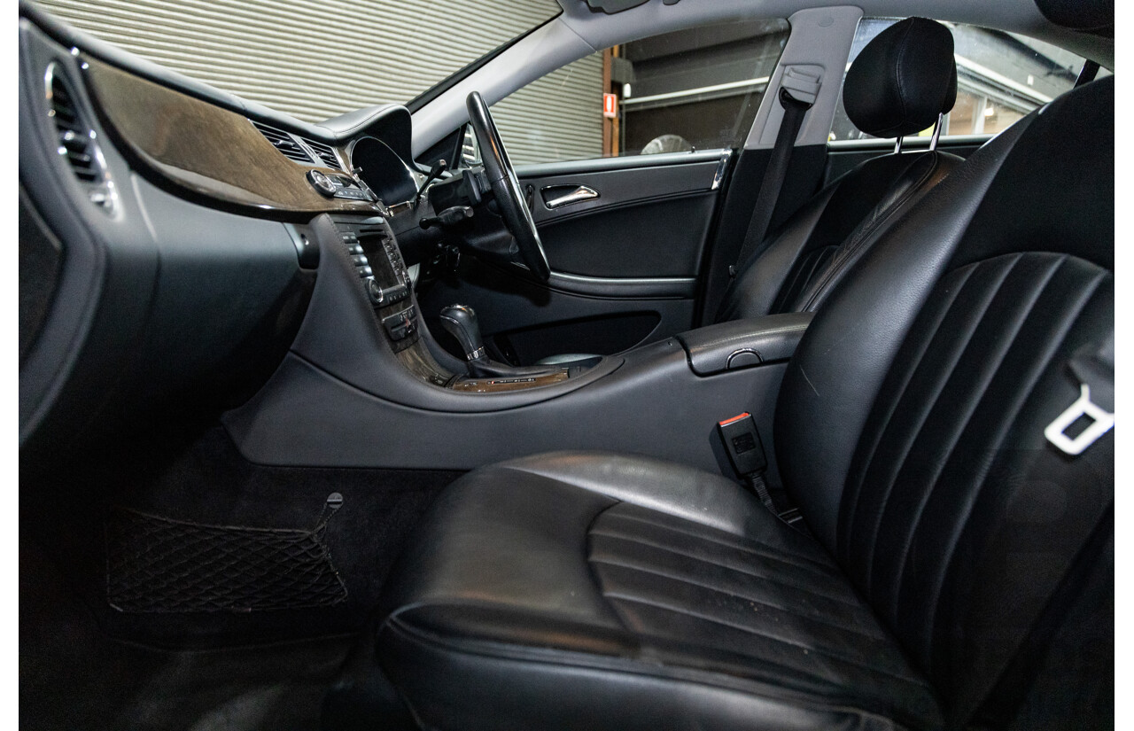 5/2007 Mercedes Benz CLS 350 219 4d Coupe Obsidian Black V6 3.5L