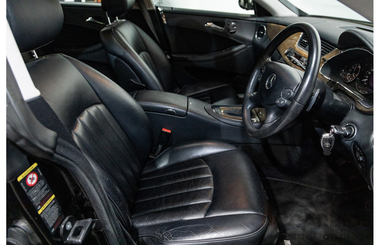 5/2007 Mercedes Benz CLS 350 219 4d Coupe Obsidian Black V6 3.5L