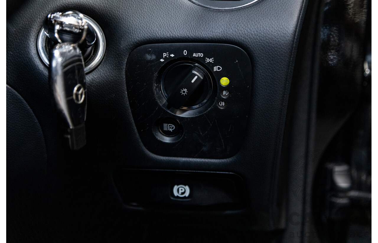 5/2007 Mercedes Benz CLS 350 219 4d Coupe Obsidian Black V6 3.5L