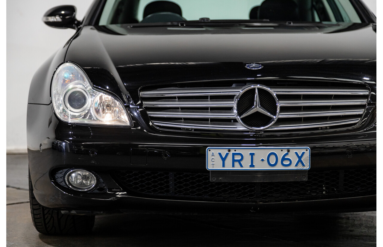 5/2007 Mercedes Benz CLS 350 219 4d Coupe Obsidian Black V6 3.5L