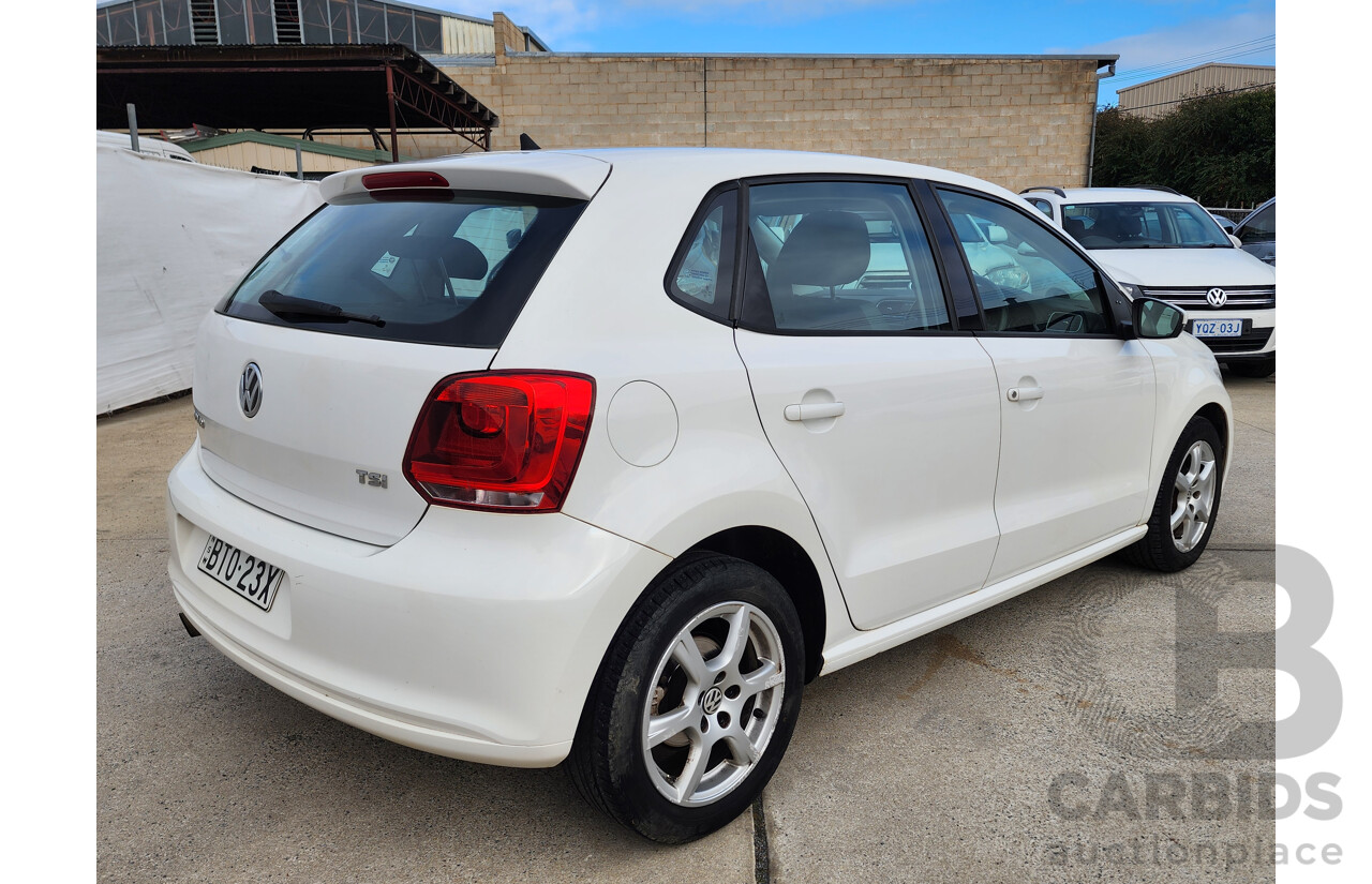 11/2010 Volkswagen Polo 77 TSI COMFORTLINE FWD 6R 5D Hatchback White 1.2L