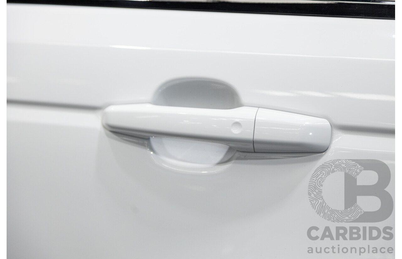 11/2018 Land Rover Range Rover Sport SDV6 SE (4x4) MY19 4d Wagon Polaris White Twin Turbo Diesel 3.0L