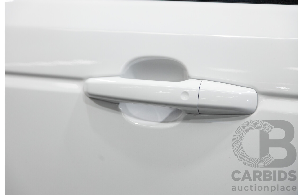 11/2018 Land Rover Range Rover Sport SDV6 SE (4x4) MY19 4d Wagon Polaris White Twin Turbo Diesel 3.0L