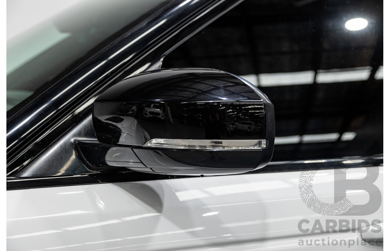 11/2018 Land Rover Range Rover Sport SDV6 SE (4x4) MY19 4d Wagon Polaris White Twin Turbo Diesel 3.0L