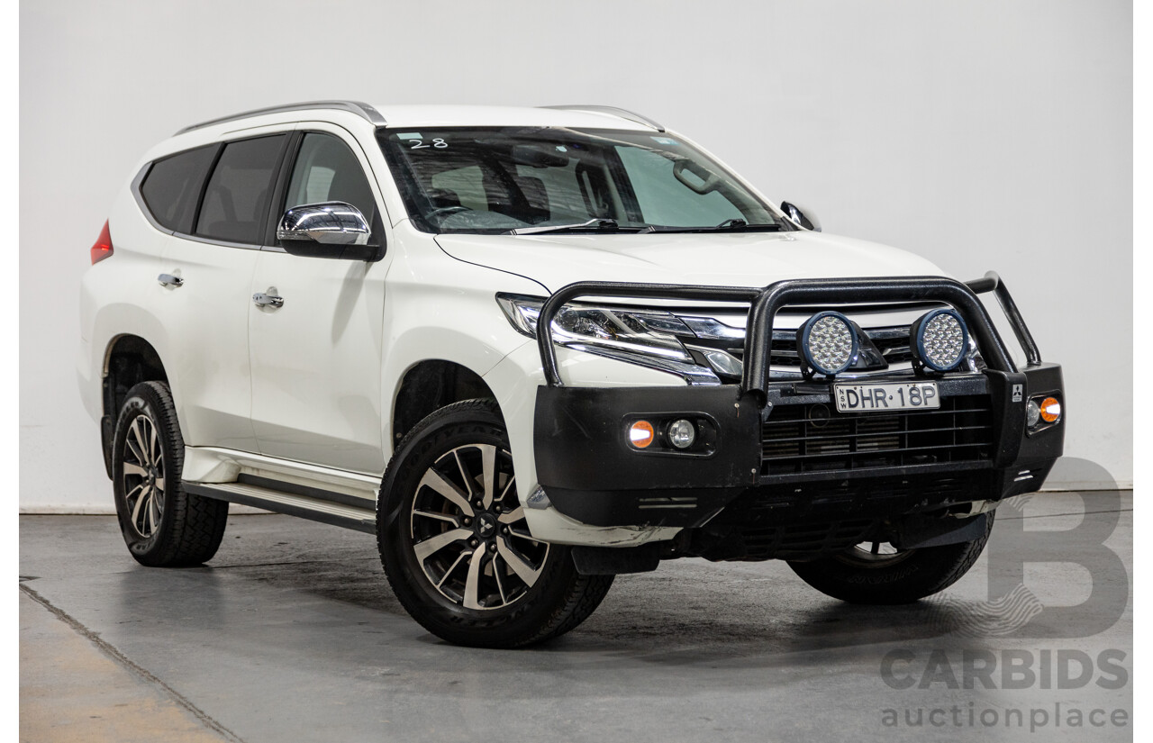 06/2016 Mitsubishi Pajero Sport GLS (4x4) MY16 QE 4d Wagon White Turbo Diesel 2.4L - 7 Seater