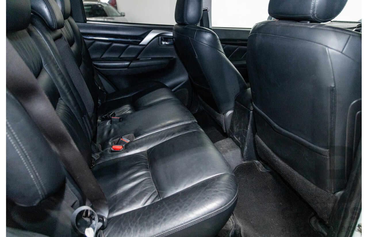 06/2016 Mitsubishi Pajero Sport GLS (4x4) MY16 QE 4d Wagon White Turbo Diesel 2.4L - 7 Seater