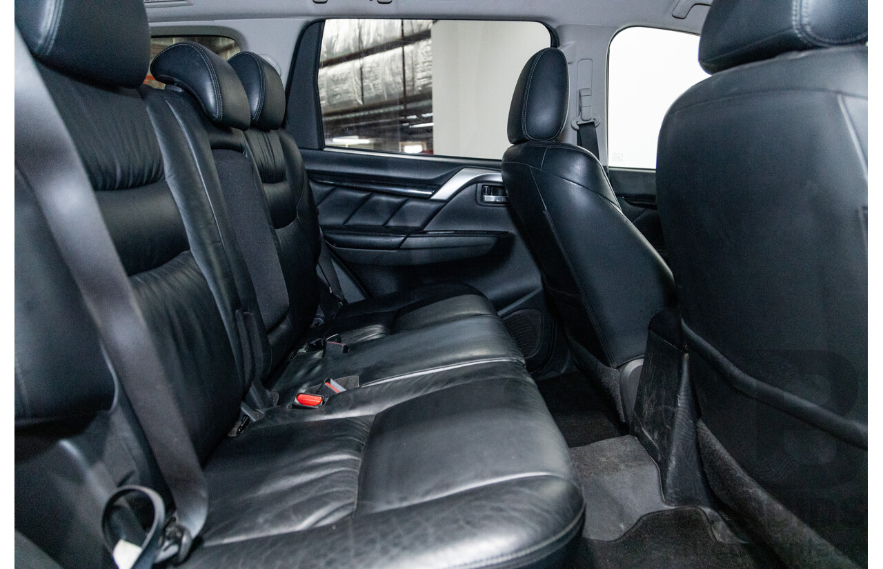 06/2016 Mitsubishi Pajero Sport GLS (4x4) MY16 QE 4d Wagon White Turbo Diesel 2.4L - 7 Seater