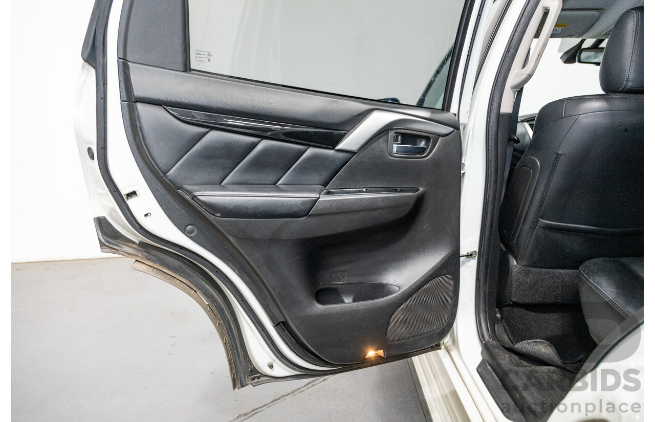 06/2016 Mitsubishi Pajero Sport GLS (4x4) MY16 QE 4d Wagon White Turbo Diesel 2.4L - 7 Seater