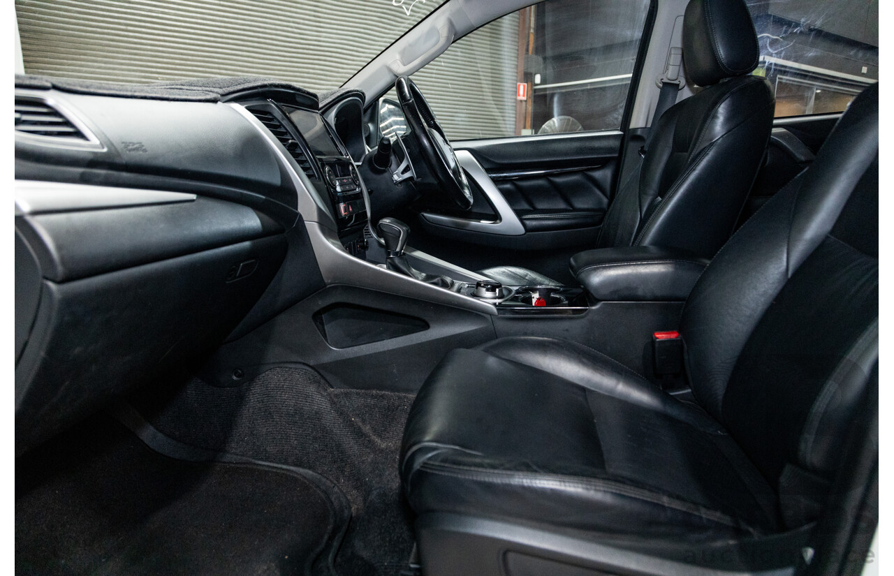 06/2016 Mitsubishi Pajero Sport GLS (4x4) MY16 QE 4d Wagon White Turbo Diesel 2.4L - 7 Seater