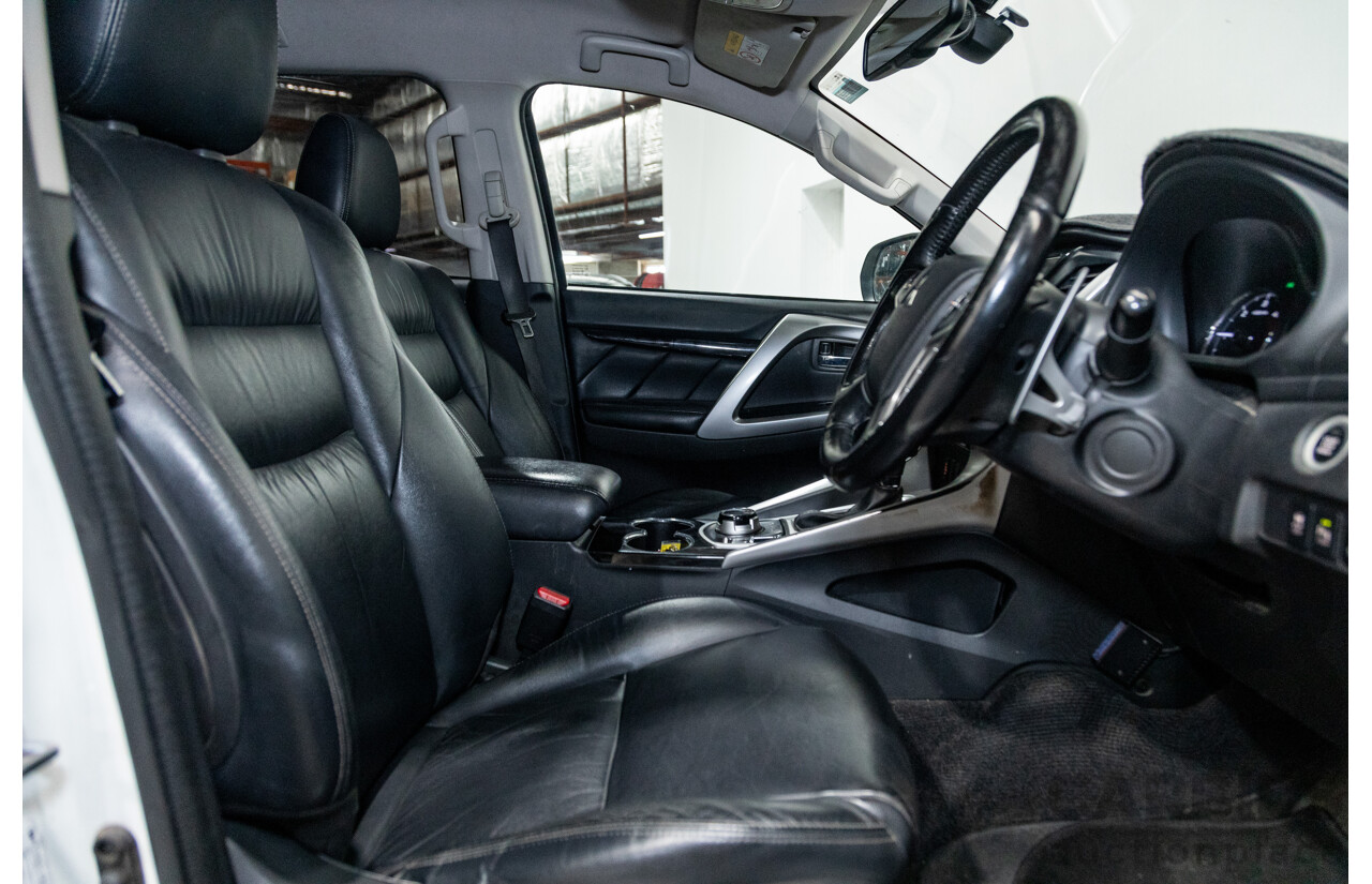 06/2016 Mitsubishi Pajero Sport GLS (4x4) MY16 QE 4d Wagon White Turbo Diesel 2.4L - 7 Seater