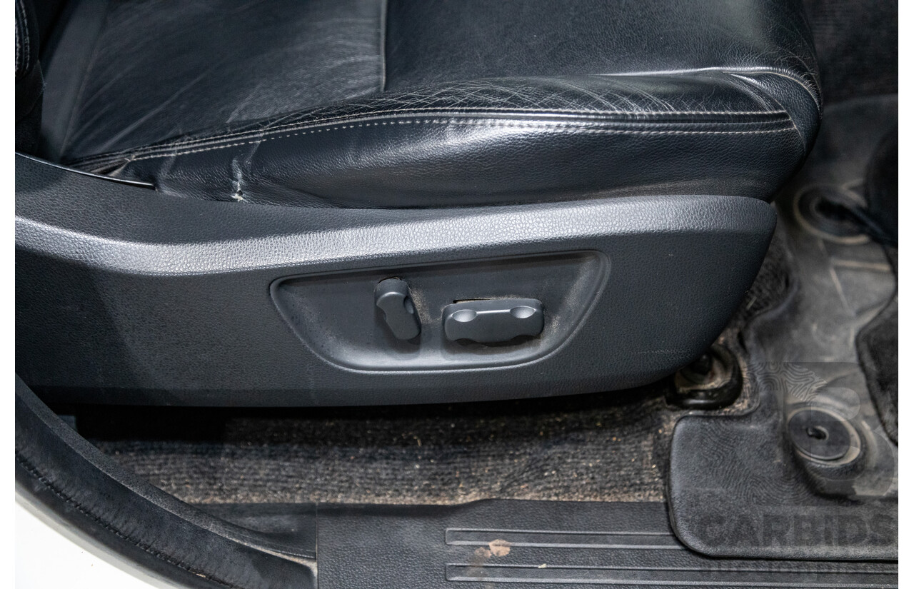 06/2016 Mitsubishi Pajero Sport GLS (4x4) MY16 QE 4d Wagon White Turbo Diesel 2.4L - 7 Seater