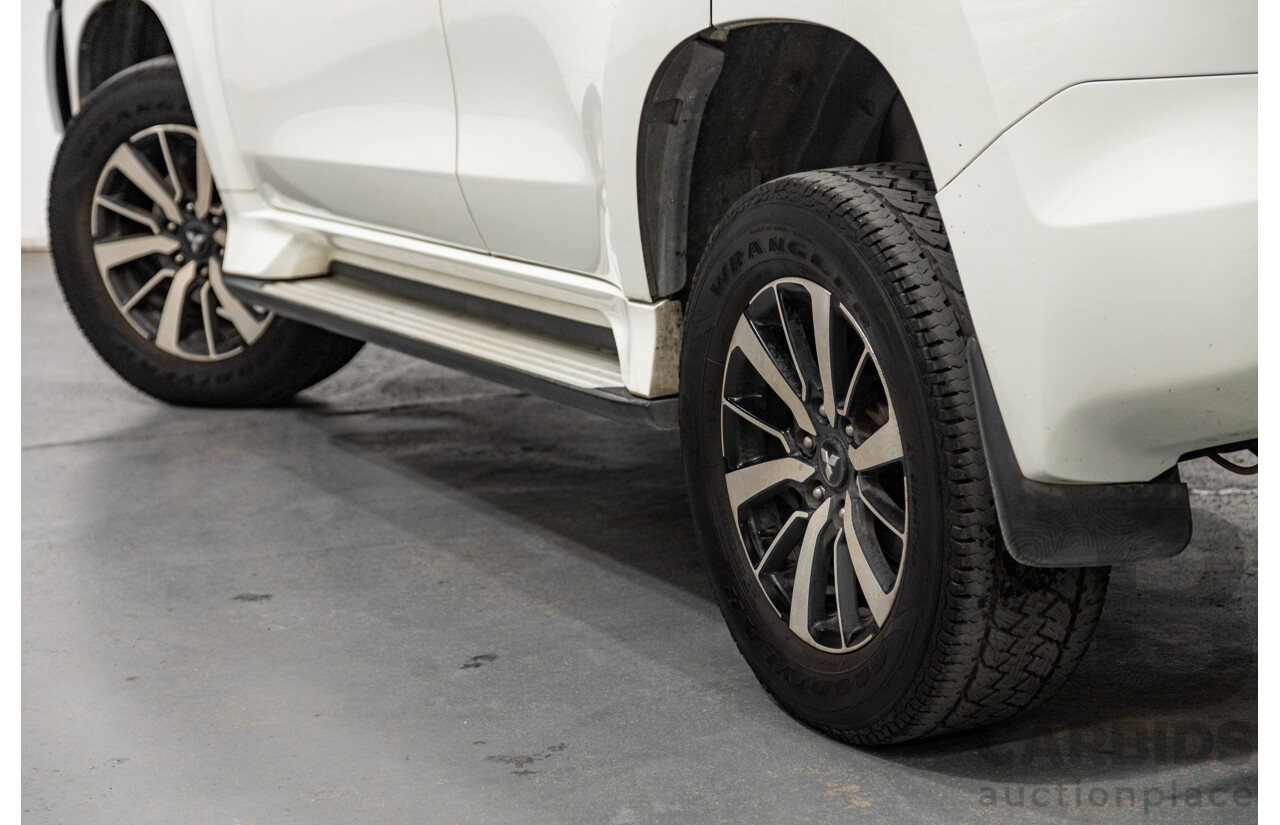 06/2016 Mitsubishi Pajero Sport GLS (4x4) MY16 QE 4d Wagon White Turbo Diesel 2.4L - 7 Seater