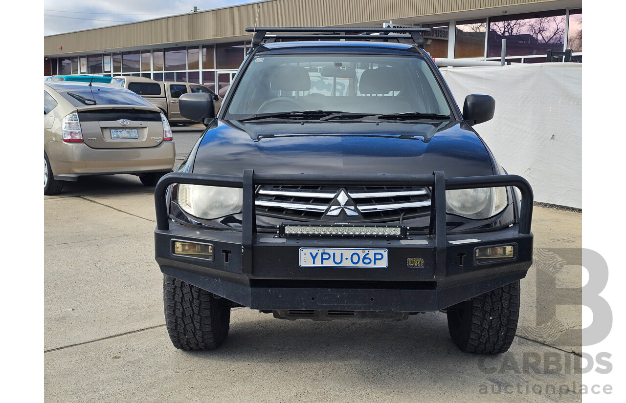 5/2014 Mitsubishi Triton GLX (4x4) MN MY14 UPDATE Double Cab Utility Black 2.5L