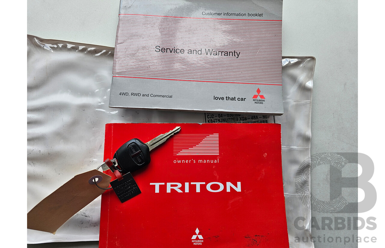 5/2014 Mitsubishi Triton GLX (4x4) MN MY14 UPDATE Double Cab Utility Black 2.5L
