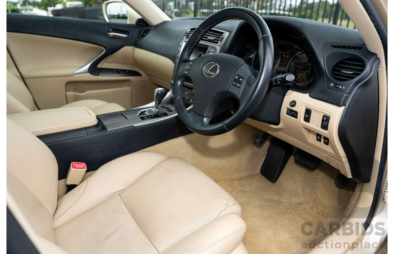 11/2006 Lexus IS250 Prestige GSE20R 4d Sedan Mystic Gold Metallic V6 2.5L