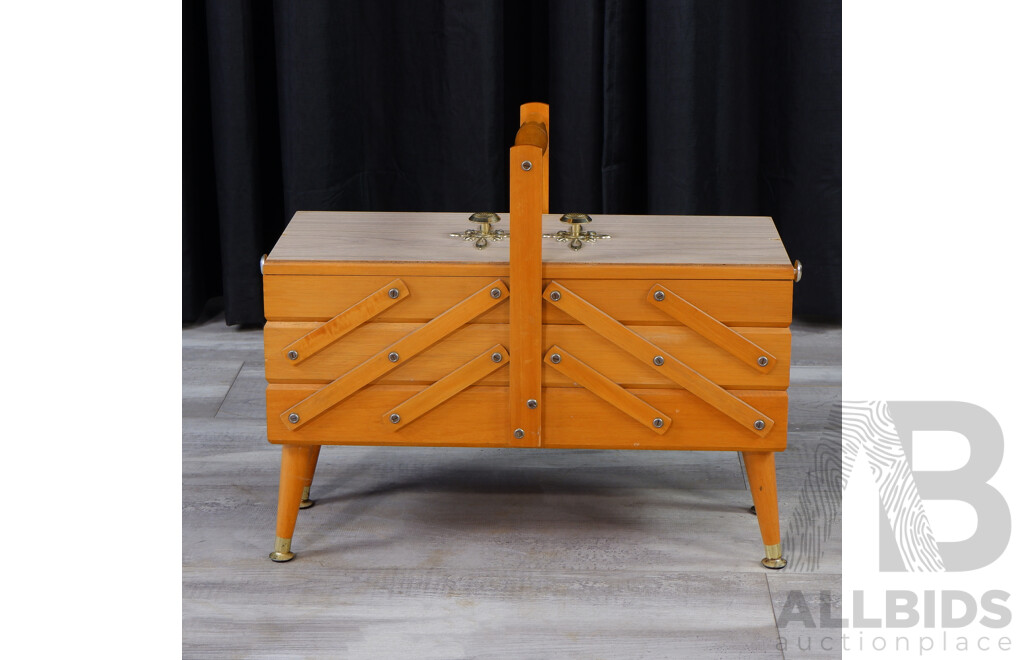 Concertina Sewing Box
