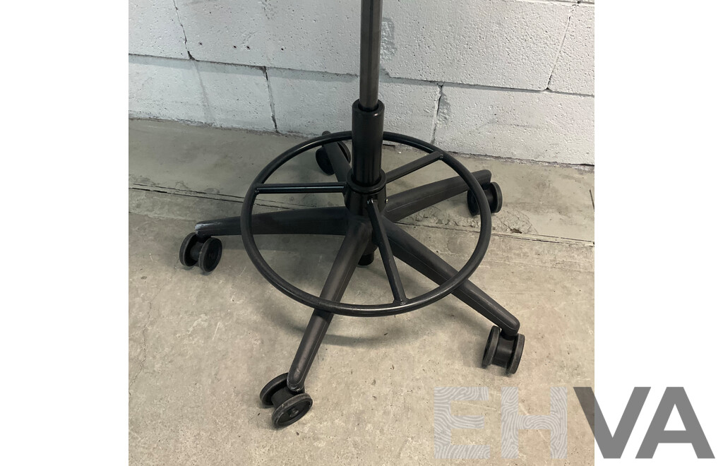 Humanscale Mesh Back Drafting Chair - Lot 1560456 | EHVA