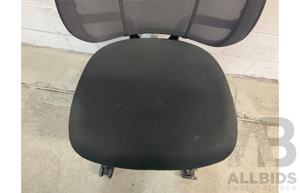 Humanscale Mesh Back Drafting Chair - ORP $1500