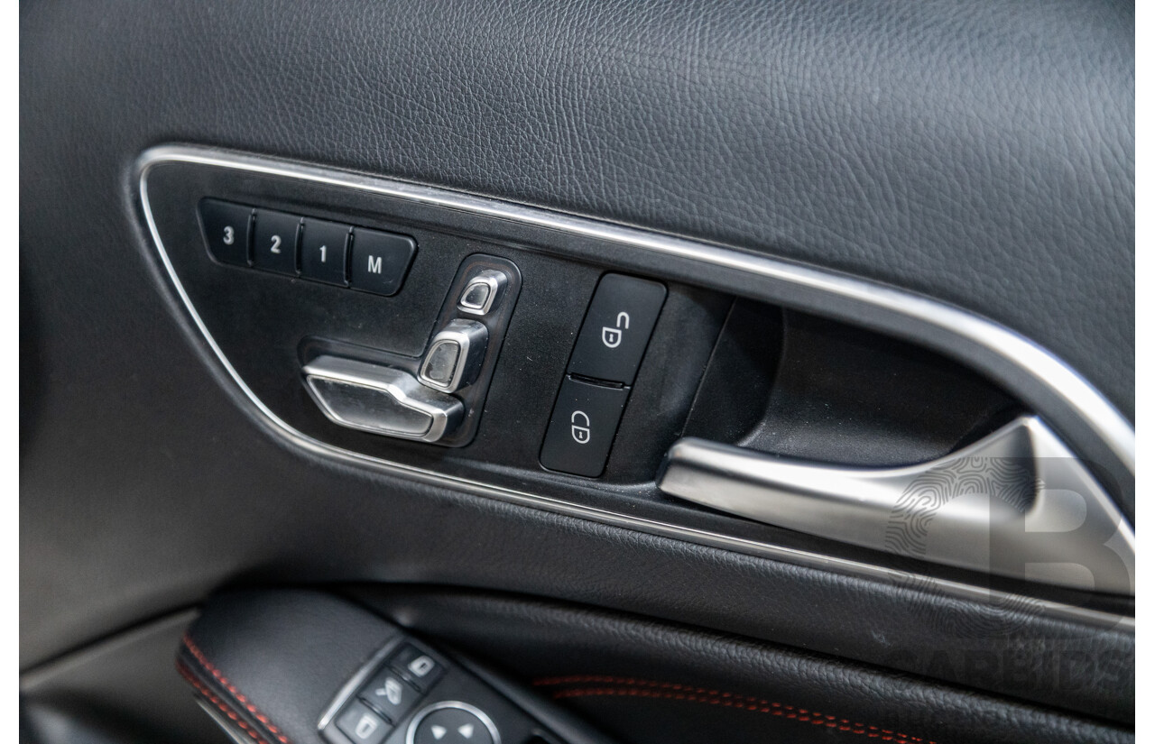 03/2017 Mercedes Benz A45 AMG (AWD) 176 4d Hatchback Calcite White Turbo 2.0L