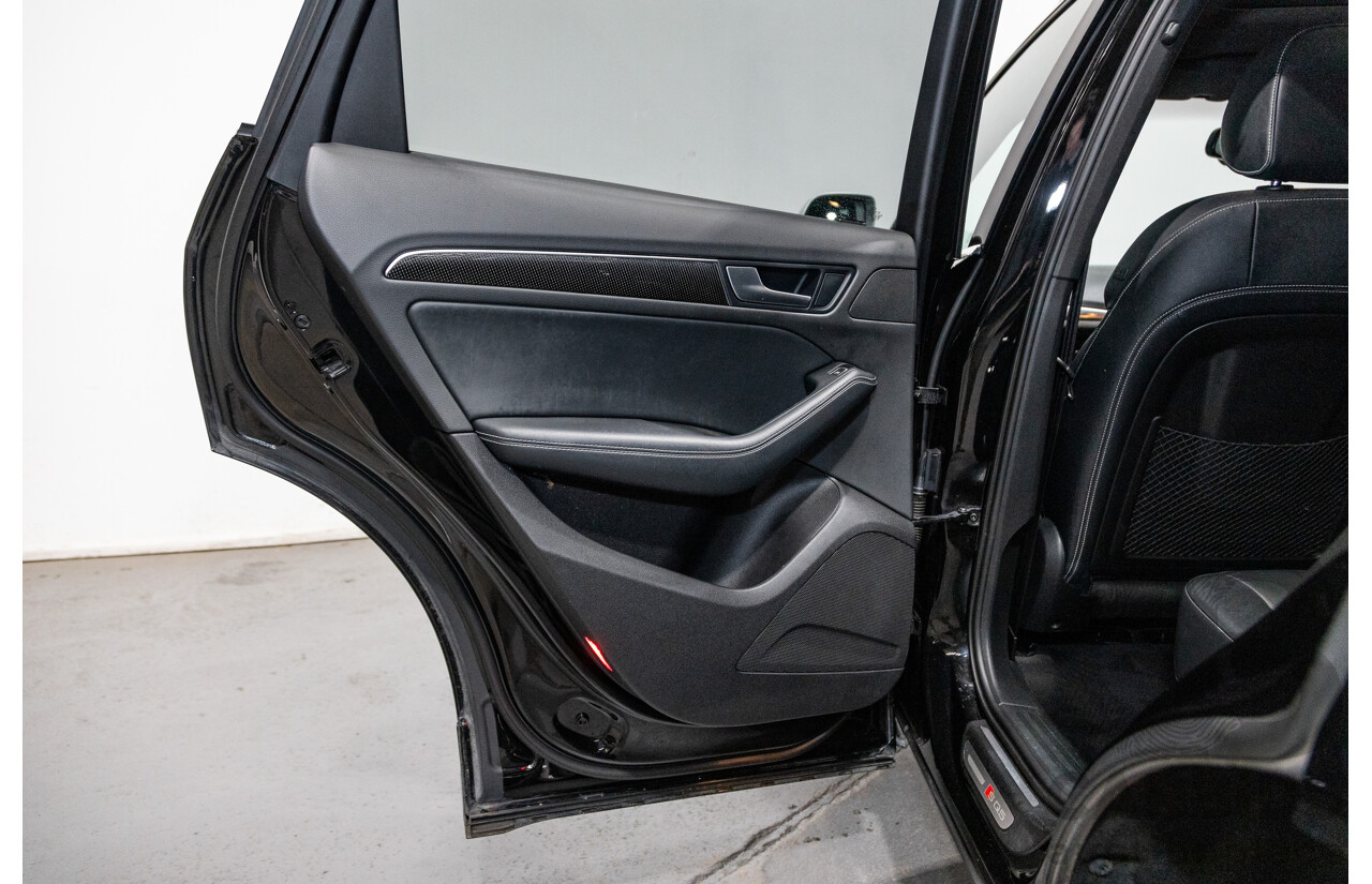 3/2015 Audi SQ5 3.0 TDI Quattro (AWD) 8R MY15 5d Wagon Metallic Black Twin Turbo Diesel V6 3.0L