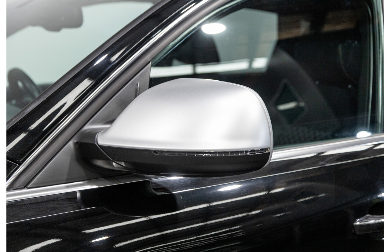 3/2015 Audi SQ5 3.0 TDI Quattro (AWD) 8R MY15 5d Wagon Metallic Black Twin Turbo Diesel V6 3.0L