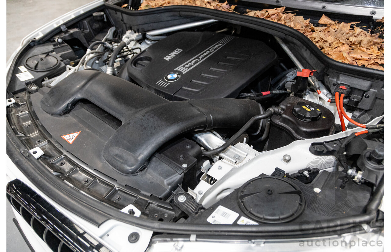 11/2015 BMW X5 Xdrive 30d (AWD) M-Sport Pack F15 MY15 4d Wagon Mineral White Metallic Turbo Diesel 3.0L - 7 Seater