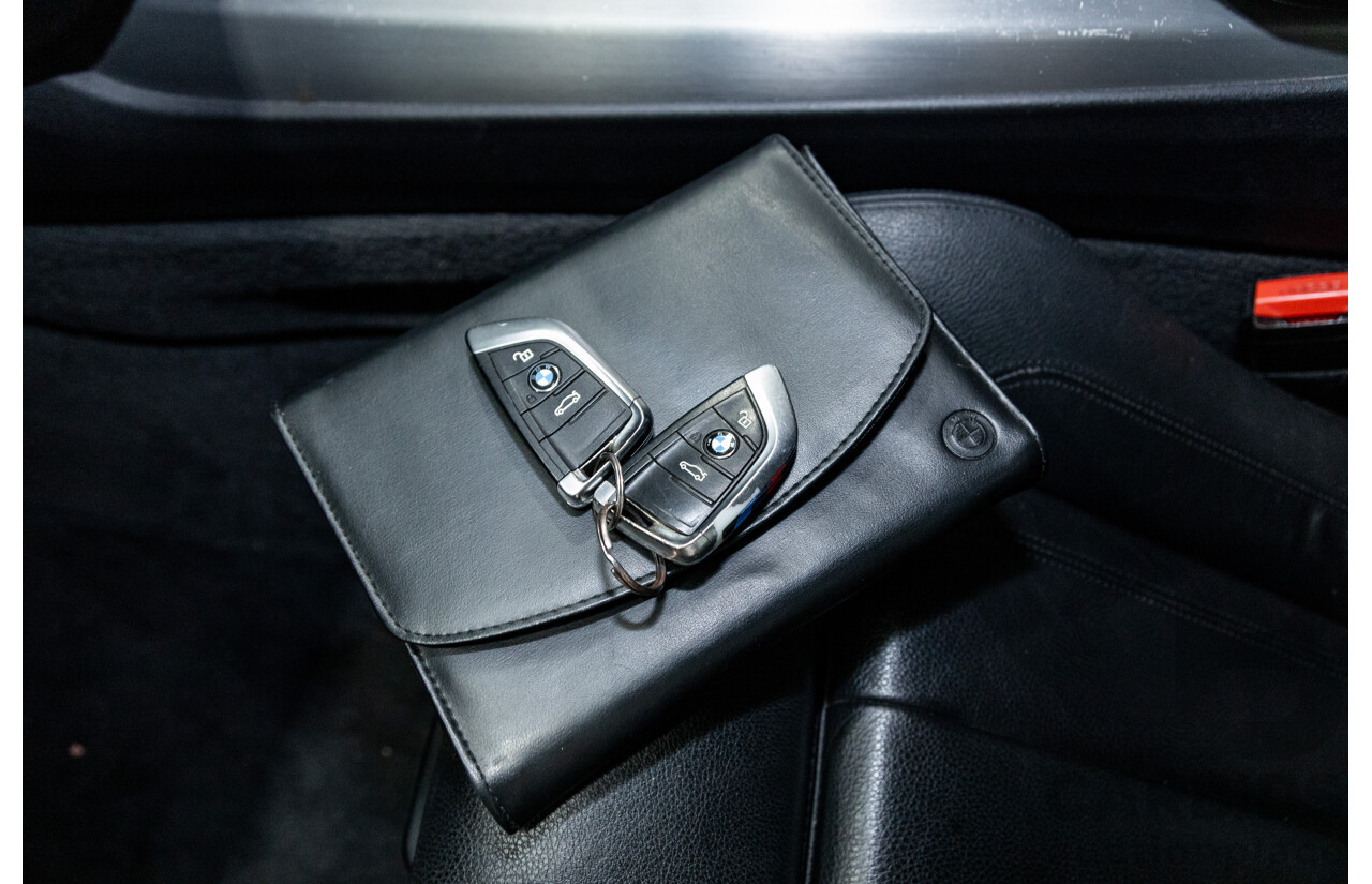 11/2015 BMW X5 Xdrive 30d (AWD) M-Sport Pack F15 MY15 4d Wagon Mineral White Metallic Turbo Diesel 3.0L - 7 Seater