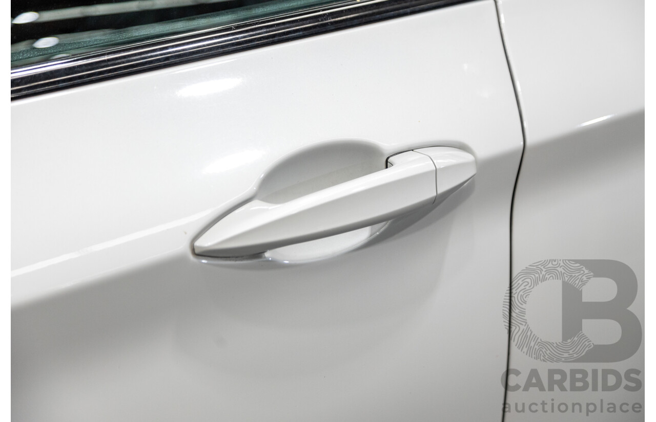 11/2015 BMW X5 Xdrive 30d (AWD) M-Sport Pack F15 MY15 4d Wagon Mineral White Metallic Turbo Diesel 3.0L - 7 Seater