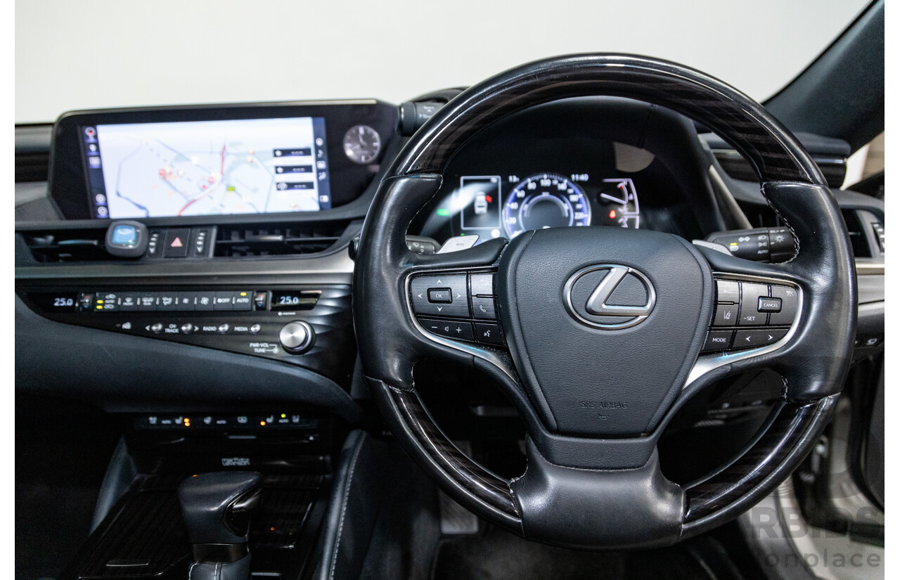 09/2020 Lexus ES300h Sports Luxury Hybrid MY20 AXZH10R 4d Sedan Titanium Silver Metallic 2.5L / 88kw Hybrid