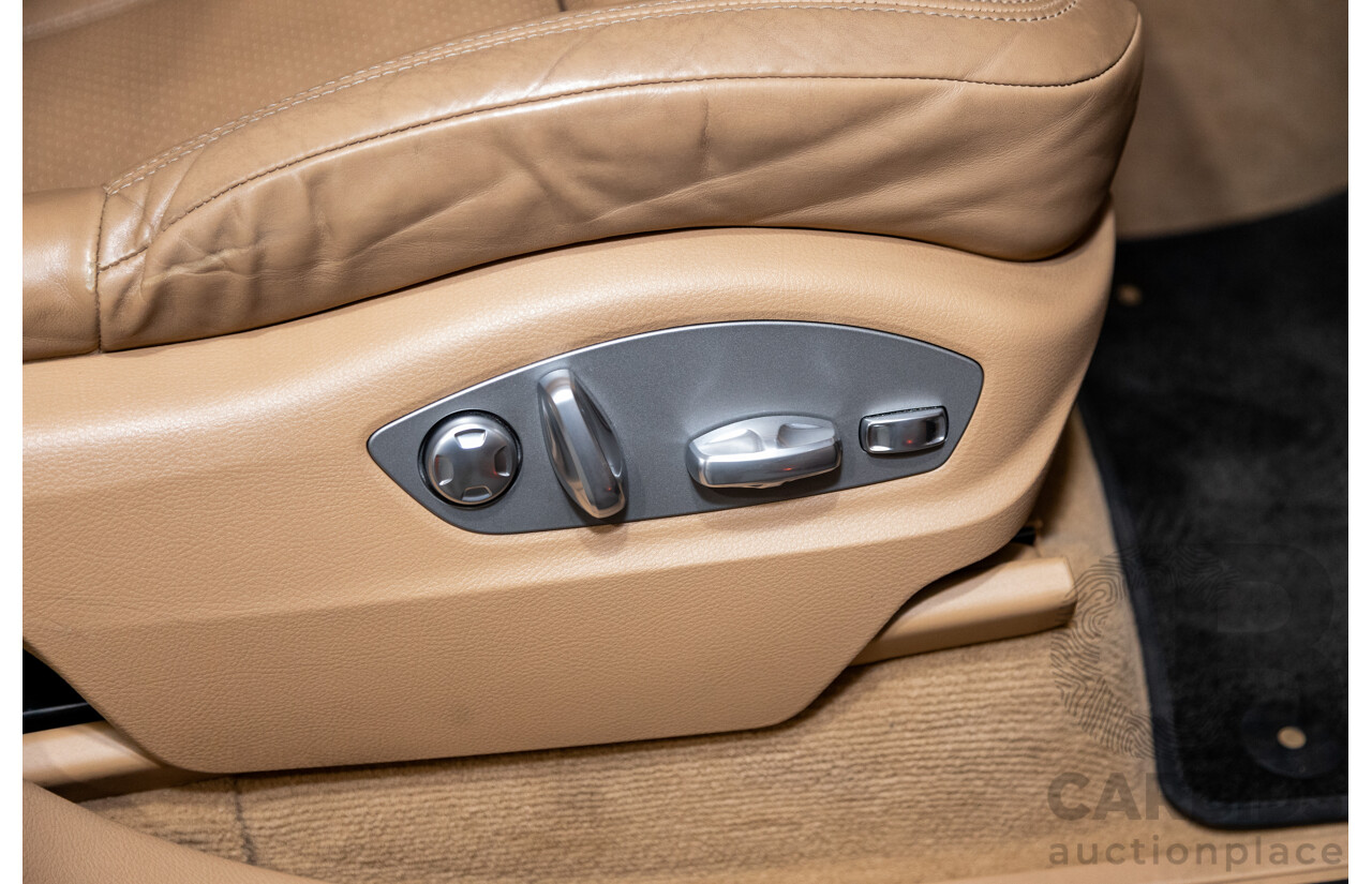 9/2013 Porsche Cayenne Diesel Series 2 (AWD) 92A MY14 4d Wagon Jet Black Metallic Turbo Diesel V6 3.0L