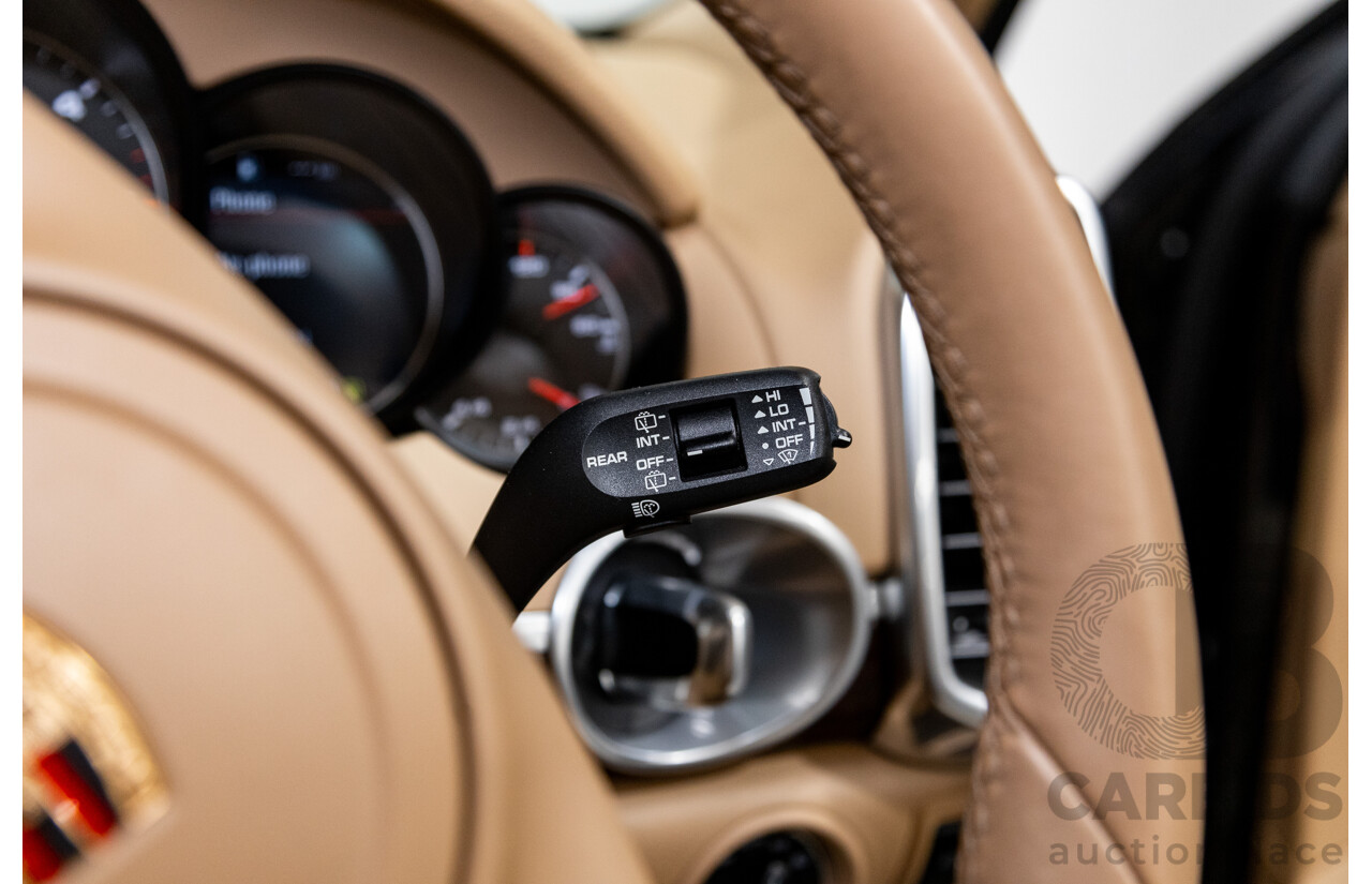 9/2013 Porsche Cayenne Diesel Series 2 (AWD) 92A MY14 4d Wagon Jet Black Metallic Turbo Diesel V6 3.0L