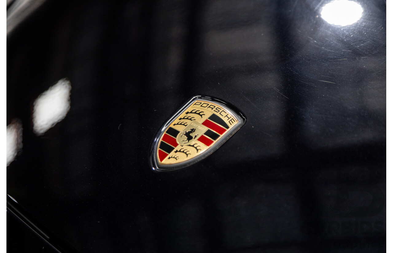 9/2013 Porsche Cayenne Diesel Series 2 (AWD) 92A MY14 4d Wagon Jet Black Metallic Turbo Diesel V6 3.0L