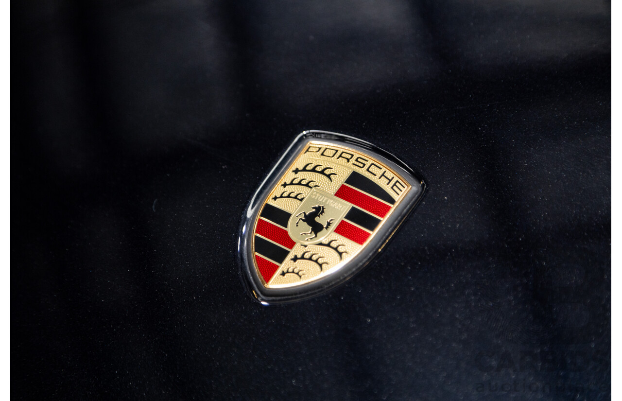 9/2013 Porsche Cayenne Diesel Series 2 (AWD) 92A MY14 4d Wagon Jet Black Metallic Turbo Diesel V6 3.0L