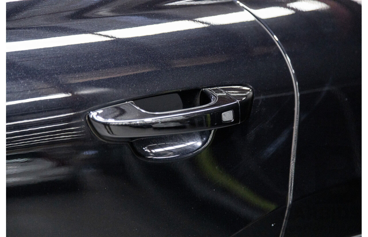 9/2013 Porsche Cayenne Diesel Series 2 (AWD) 92A MY14 4d Wagon Jet Black Metallic Turbo Diesel V6 3.0L