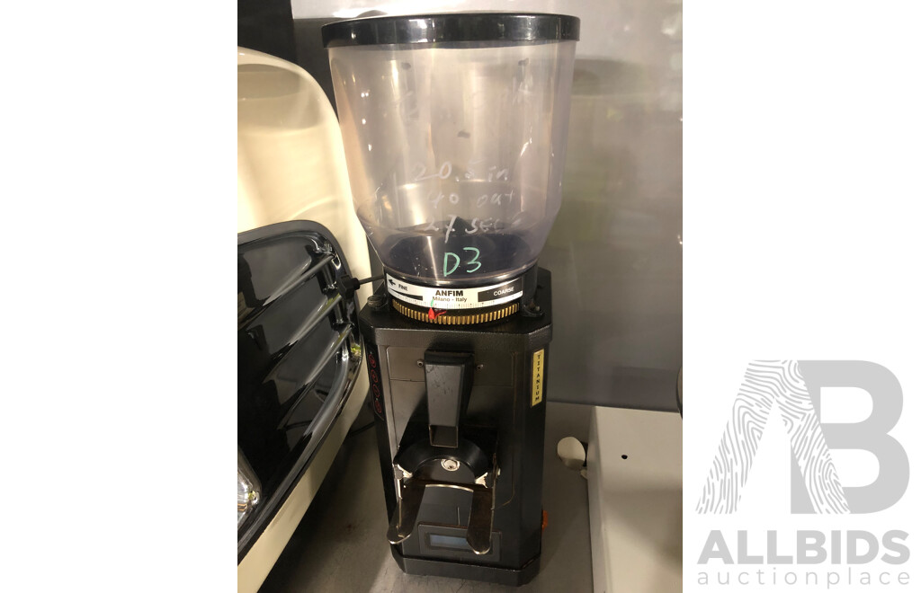 Tank Gullwing Mobile Coffee Kiosk