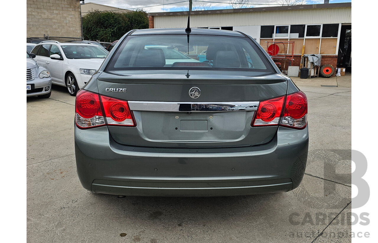 7/2016 Holden Cruze Z-Series JH MY14 4d Sedan Grey 1.8L