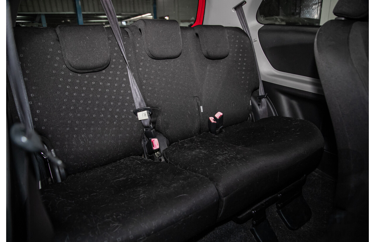 1/2007 Toyota Yaris YR NCP90R 3d Hatchback Cherry Red 1.3L