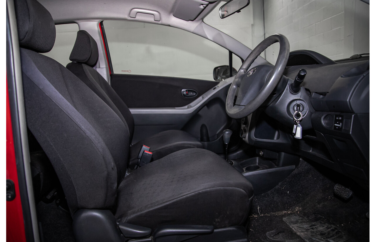 1/2007 Toyota Yaris YR NCP90R 3d Hatchback Cherry Red 1.3L