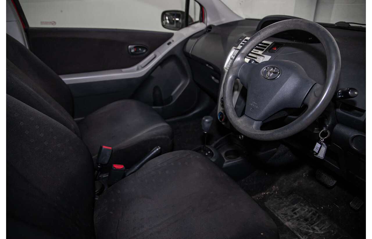 1/2007 Toyota Yaris YR NCP90R 3d Hatchback Cherry Red 1.3L