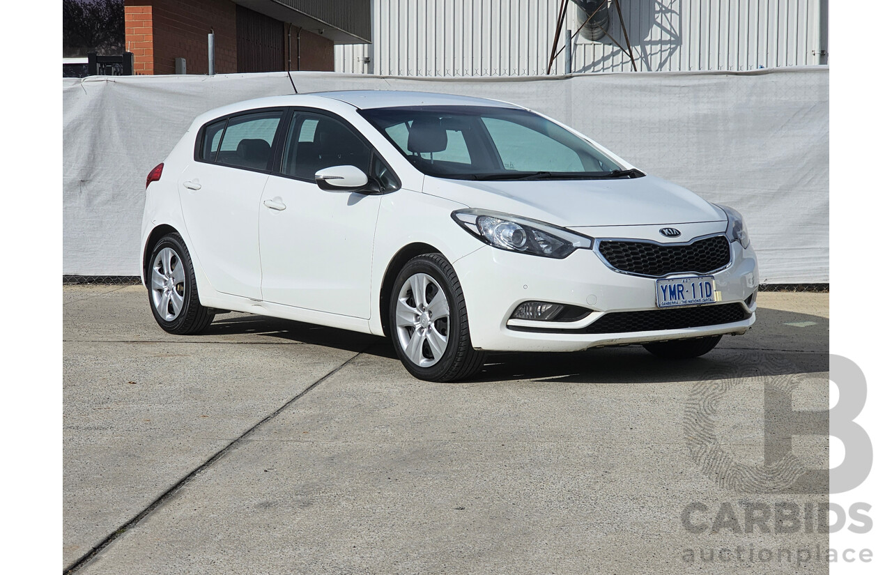 7/2014 Kia Cerato S YD MY14 5d Hatchback White 1.8L
