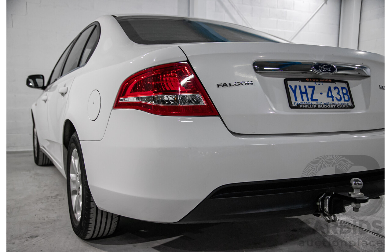 6/2010 Ford Falcon XT FG 4d Sedan White 4.0L