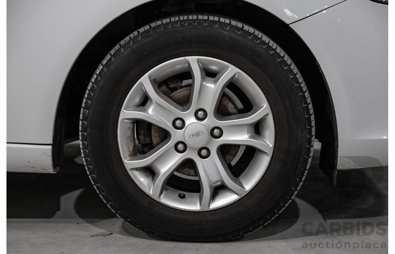 6/2010 Ford Falcon XT FG 4d Sedan White 4.0L