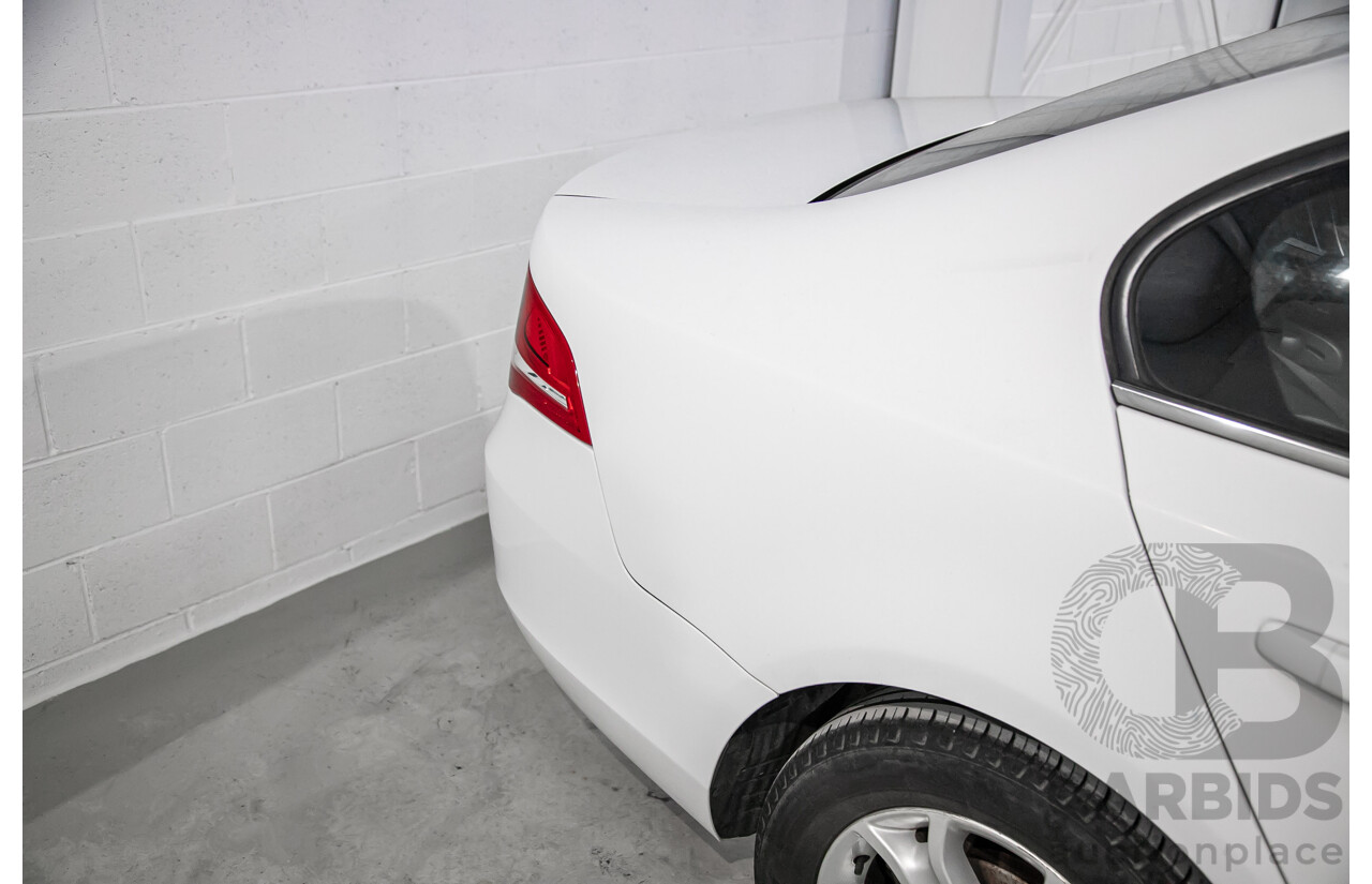 6/2010 Ford Falcon XT FG 4d Sedan White 4.0L